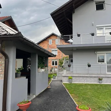 In Sarajevo Апартаменты Doglodi